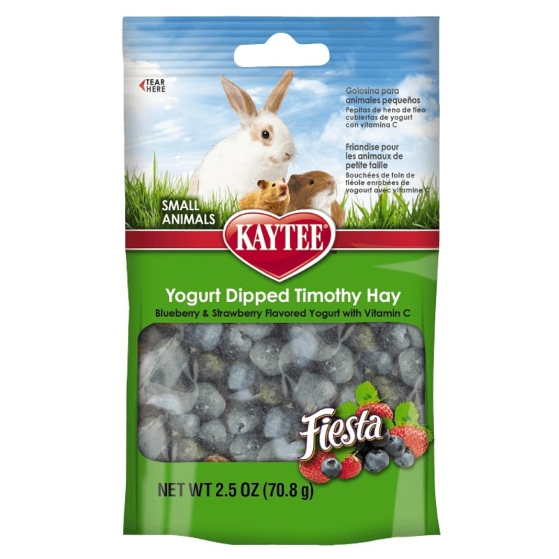 Kaytee Timothy Hay Yogurt Dips – Strawberry and Blueberry Flavoured Yogurt Dipped Treats