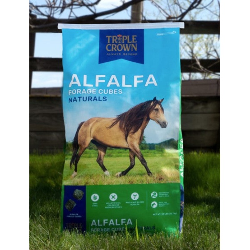 TRIPLE CROWN NATURALS PREMIUM ALFALFA FORAGE CUBE 50 lbs