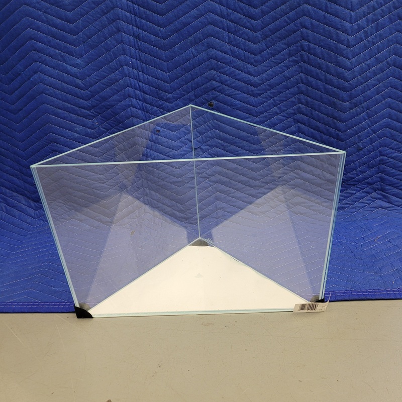 UCA Triangle Aquarium 35*35*35cm (5.3gal) Glass 5mmw/cover/clips