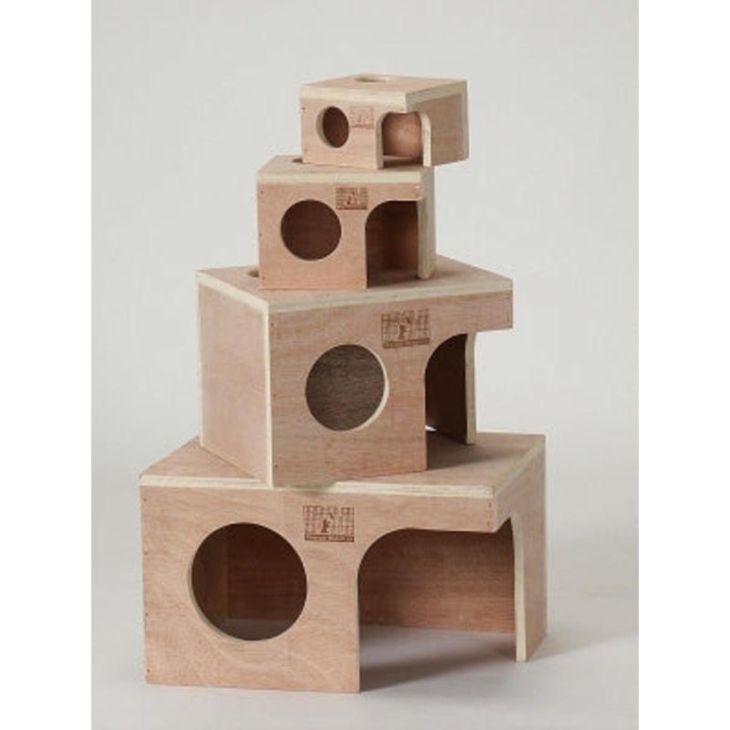 Prevue Pet Products Wood Animal Hut