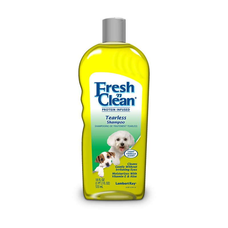 Pet Ag Fresh n Clean Light Vanilla Scent Tearless Shampoo 18 Oz