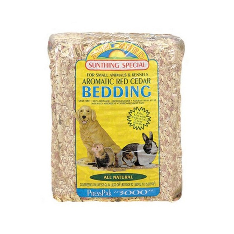 Sunseed Aromatic Red Cedar Bedding for Small Animal & Kennel 2500 Cubic Feet